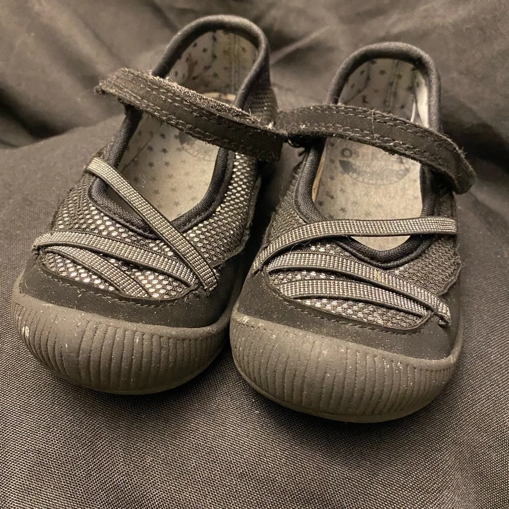 OshKosh‎ B’Gosh-Toddler Black Shoes-Size:5